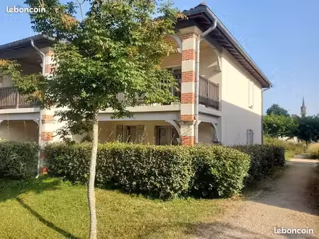 t2 30m2 nérac (elec. inclus)