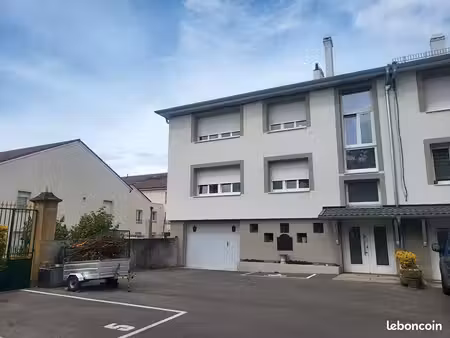 appartement 4 pièces 109 m²