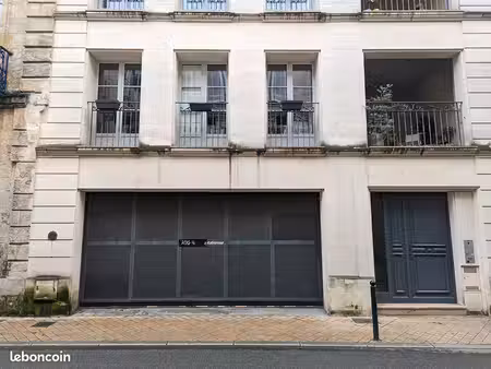 parking/box 1 pièce bordeaux