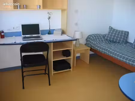 studio meublé 20m² à proximité de l’université de bron 600 euros