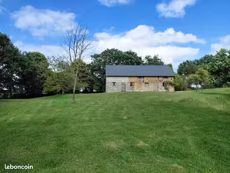 location batiment 160 m2 + terrain 5000 m2
