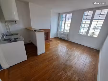 appartement une chambre centre ville