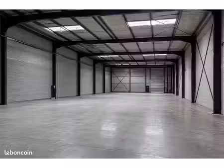 hangar stockage entrepôt 500m2