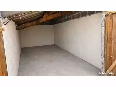 garage de stockage 27m