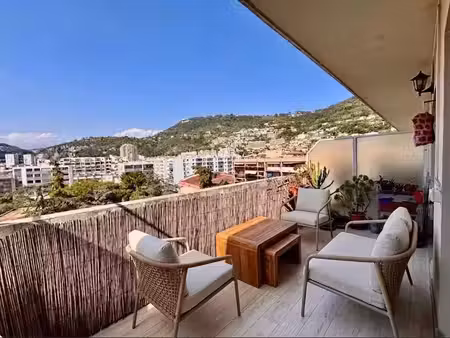 3 pieces terrasse dernier etage