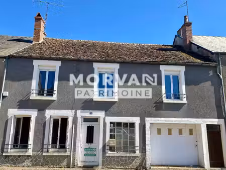 maison mitoyenne - garage - cave - jardin - coeur village bazois