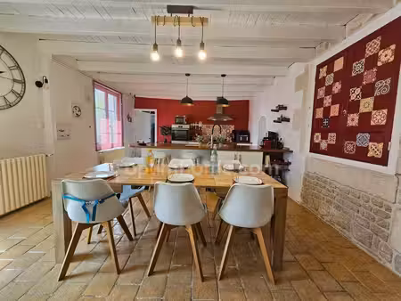 maison de caractère rénovée (264 m²) – 5 chambres et bureaux charme  volumes et confort hi