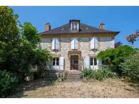 vente maison 10 pièces 258 m² à gourdon (46300)  246 750 €