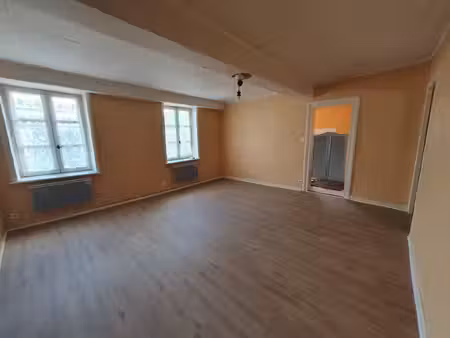appartement t2 de 50 m² au 1er étage