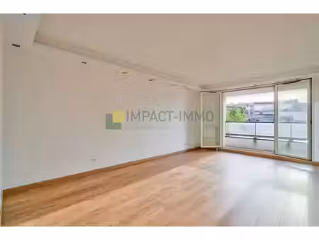 a louer - 3 pieces non-meublé - balcons - parking & cave