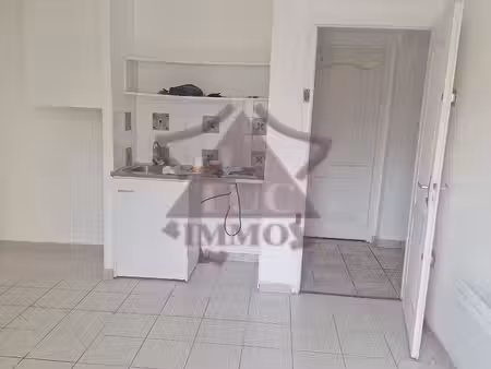 studio au rez de chaussée