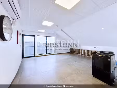 a louer local professionnel de 62m2 a jarry moudong sud