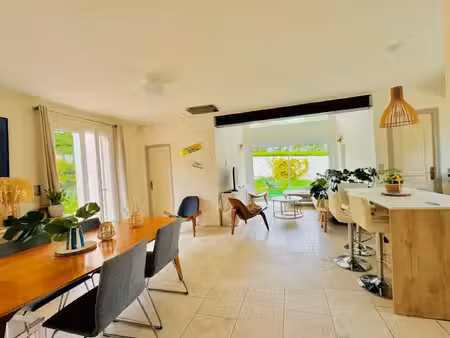 dpt bouches du rhône (13)  à vendre aix en provence maison de plain pied de 125 m² agrandi