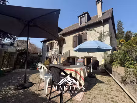 exclusivite / argeles-gazost - centre-ville - maison édifiée