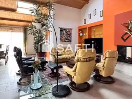 vente maison piscine à saint-vincent-sur-jard (85520) : à vendre piscine / 330m² saint-vin