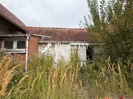 maison à rénover située au calme avec vue campagne