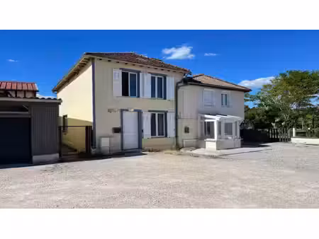 dienville - maison 4 pièces 82m2