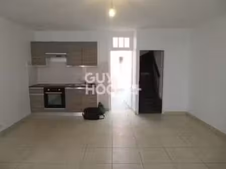 location maison à château-gontier-sur-mayenne (53200) : à louer / 74m² château-gontier-sur
