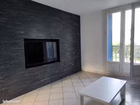 t4 - 71m² avec cave - fontaine - proche grenoble 900 cc