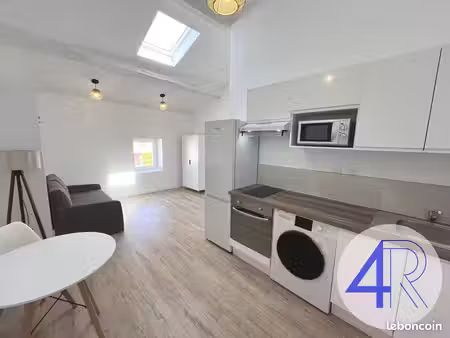 studio 1 pièce 24 m²