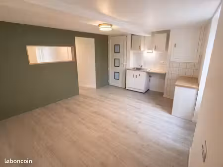 appartement t1 bis - 35m2 - refait à neuf