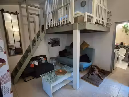 location studio meublé