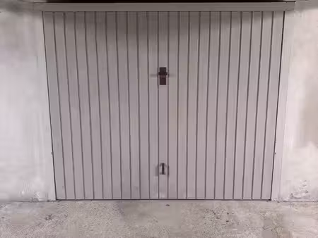 garage à louer