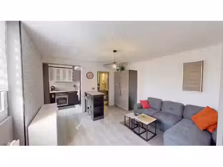 appartement t2 meublé à gargenville