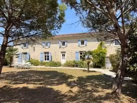 vente maison piscine à villefagnan (16240) : à vendre piscine / 213m² villefagnan