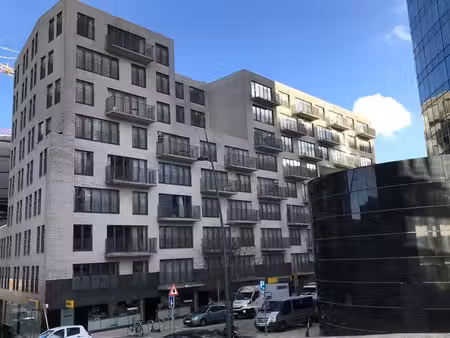 madou - grand flat +- 45 m² bruts avec terrasse