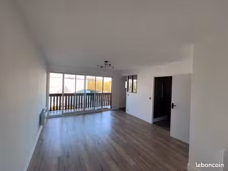 à louer - appartement grand t1