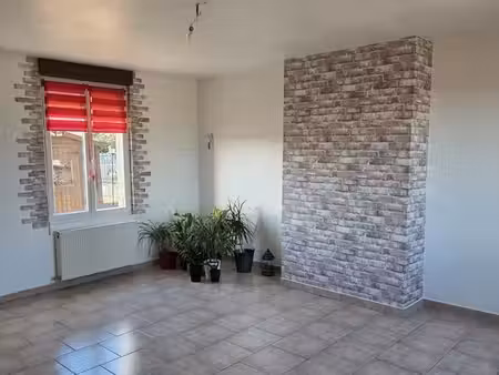 maison à louer 680