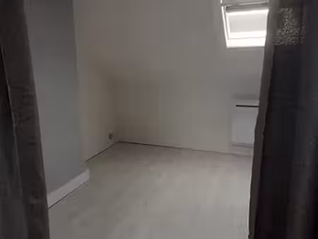studio 20 m2 refait à neuf quartier sainte anne calme et lumineux