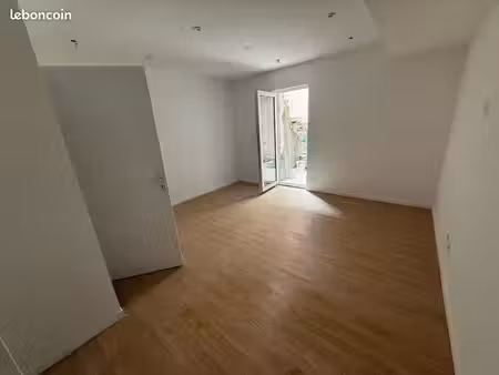 location t1 refait à neuf