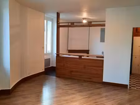 location appartement 36m² centre pont de beauvoisin 38