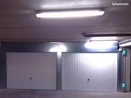 terrasses de la reine blanche box double en sous-sol à louer  sécurisé  orléans madeleine 