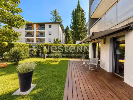 à vendre : appartement t3 en rez-de-jardin à écully