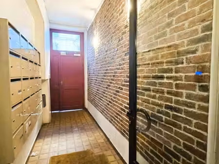 à vendre – charmant 2 pièces lumineux d’environ 28 m² avec cave – paris 19e
