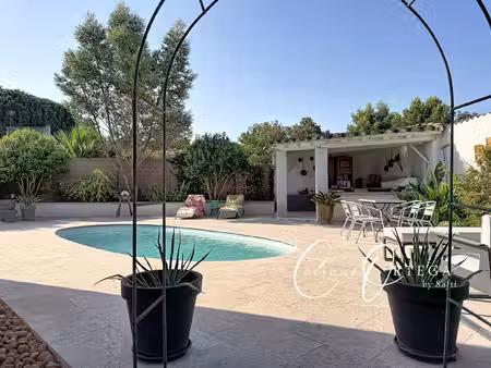 villa de plain - t4 - piscine et spa d'intérieur