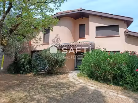 bessieres (31660) - villa d'architecte 128 m2 - terrain 3000 m2 - double garage