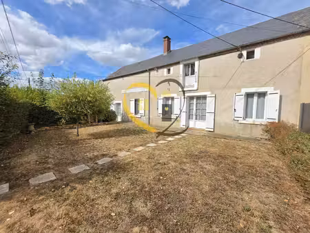 maison de plain-pied – 3 chambres  dépendances et terrain de 2 116 m²