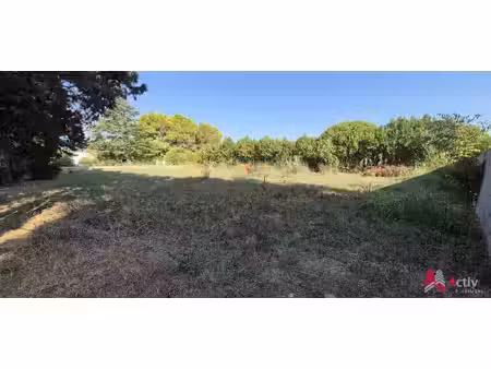 a vendre : terrain a pont de crau de 1002 m² constructible et p
