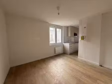 location appartement 2 pièces 24 m² à le mans (72000)