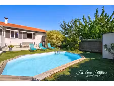 à vendre – maison familiale de plain-pied 108.5 m² (4 chambres - véranda) + garage – pisci