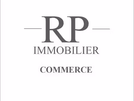 vente local commercial 50m2 lourmarin 84160 - 135000 € - surface privée