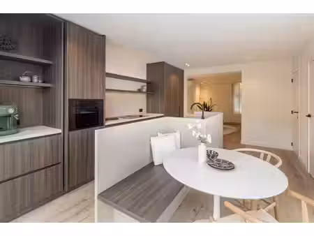 appartement te koop in malle met 1 slaapkamer
