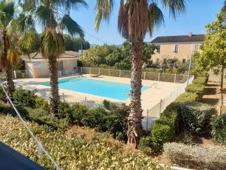 le luc en provence  dans résidence sécurisée  appartement 2 pièces terrasse