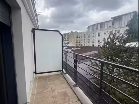 location appartement 2 pièces  36.00m²  montreuil