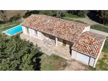 maison familiale 4 chambres avec piscine