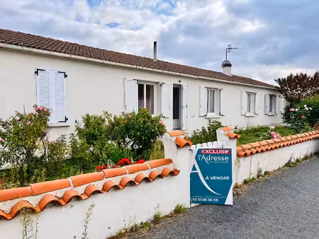 vente maison 6 pièces  180.00m²  grues
